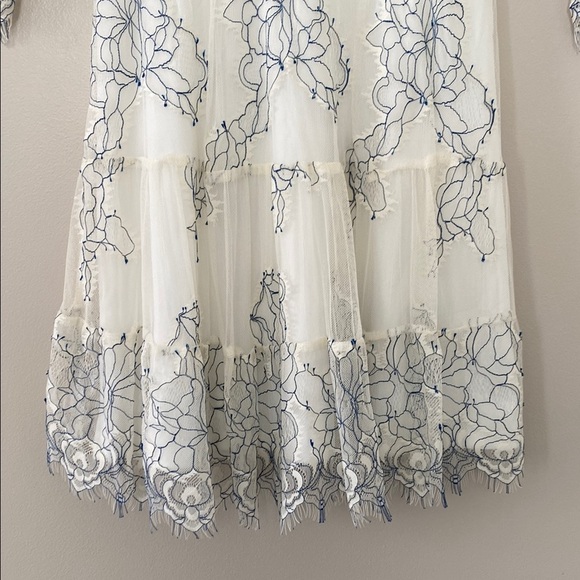 Lulus Elite Chic Cream Floral Lace Mini Skater Dress Size XS - Picture 5 of 16